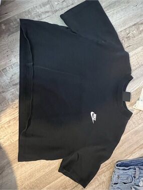 Nike Black Cropped Crewneck Logo Tee